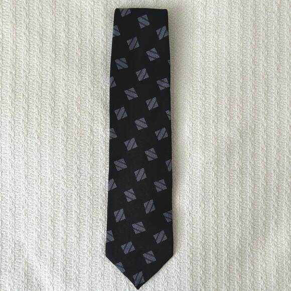 2 Giorgio Armani Men’s Silk Made in Italy Navy Blue Neck Ties 56” Short Designer - Picture 7 of 10